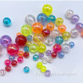 Assortiment des enfants artisanaux à perles acryliques claires